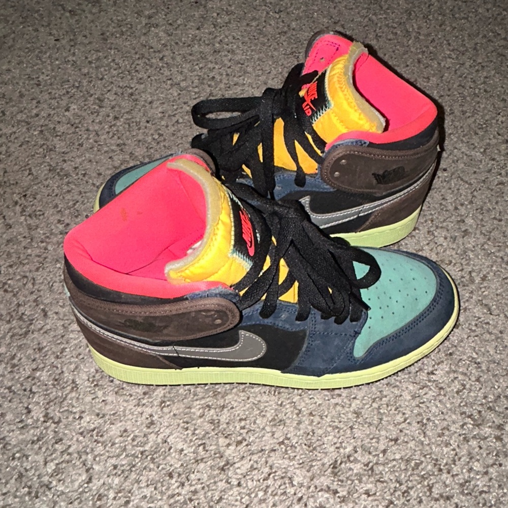 Air Jordan 1 Retro High 'Tokyo Bio Hack' Size 5.5 - Picture 2 of 7